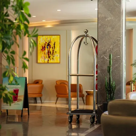 Hotel Days By Wyndham Bomonti