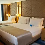 Hotel Days By Wyndham Bomonti 4*