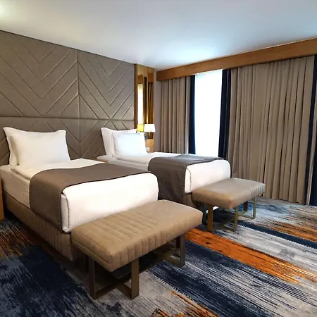 Days By Wyndham Bomonti Otel 4*